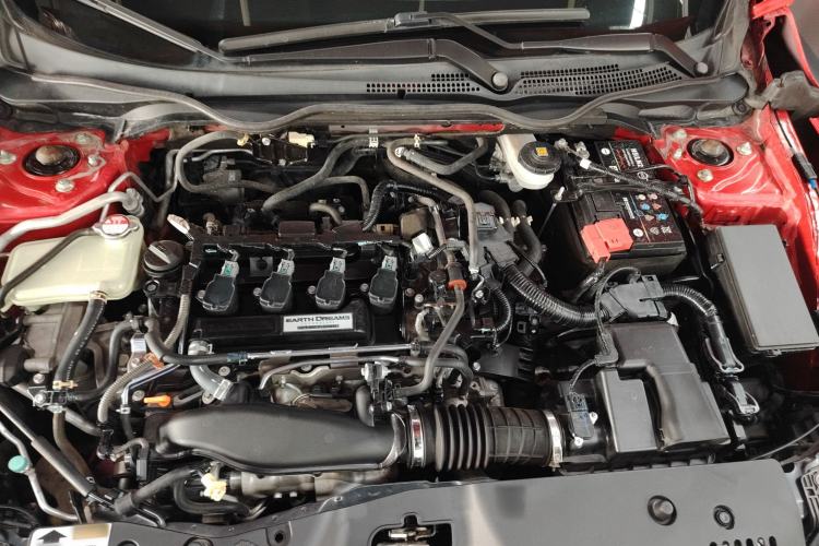 Used Honda Civic 2016 220TURBO CVT Luxury Edition Engine Bay