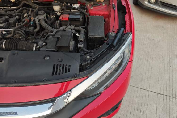 Used Honda Civic 2016 220TURBO CVT Prestige Edition Engine Bay Left