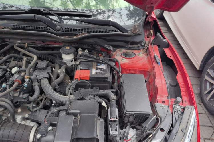 Used Honda Civic 2016 220TURBO CVT Luxury Edition Engine Bay Left