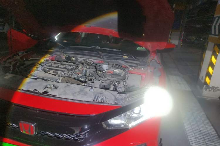 Used Honda Civic 2016 220TURBO CVT Luxury Edition Engine Bay Left