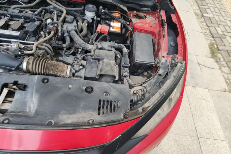 Used Honda Civic 2016 220TURBO Manual Luxury Edition Engine Bay Left