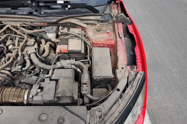 Used Honda Civic 2016 220TURBO CVT Luxury Edition Engine Bay Left