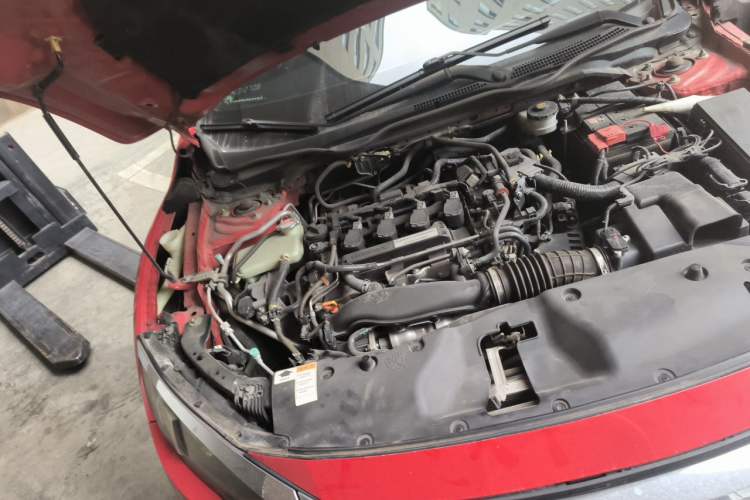 Used Honda Civic 2016 220TURBO CVT Luxury Edition Engine Bay Right