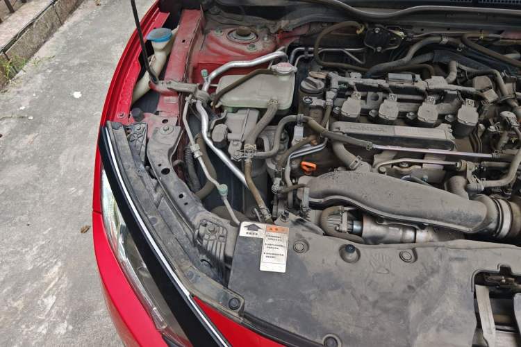 Used Honda Civic 2016 220TURBO CVT Luxury Edition Engine Bay Right