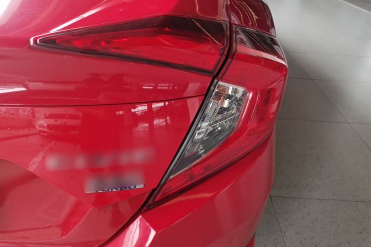 Used Honda Civic 2016 220TURBO CVT Luxury Edition Exterior 3