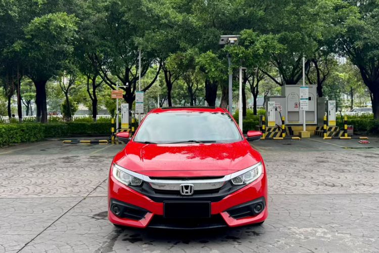 Used Honda Civic 2016 220TURBO CVT Luxury Edition Exterior 5