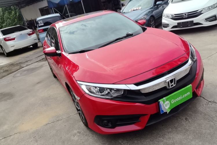 Used Honda Civic 2016 220TURBO CVT Luxury Edition Front Right 45 Deg
