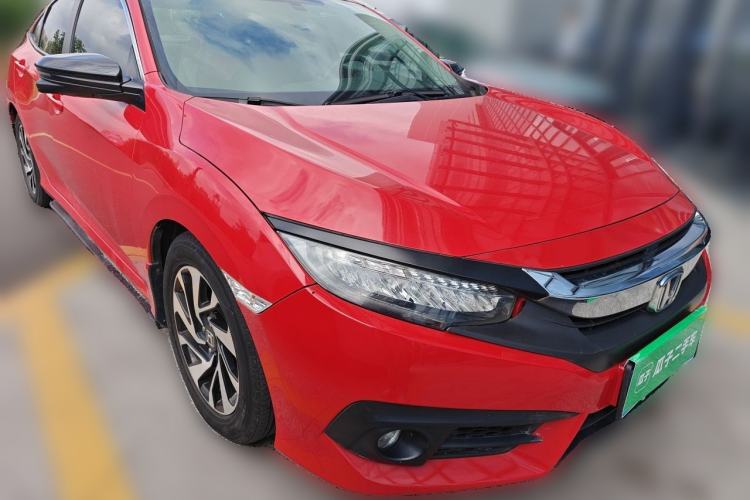 Used Honda Civic 2016 220TURBO CVT Luxury Edition Front Right 45 Deg