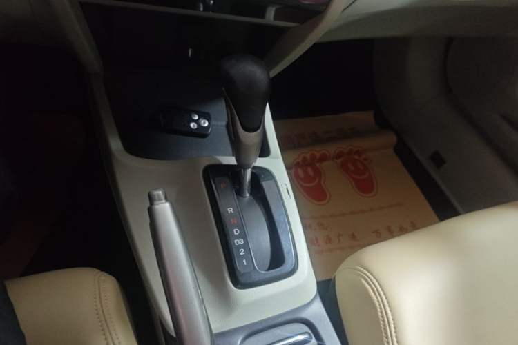 Used Honda Civic 2016 1.8L Automatic Comfort Version Gear Lever