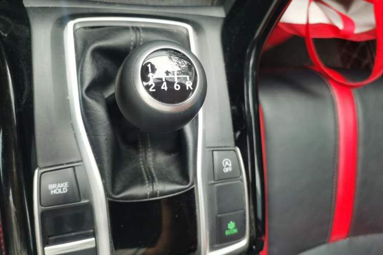 Used Honda Civic 2016 220TURBO Manual Luxury Edition Gear Lever