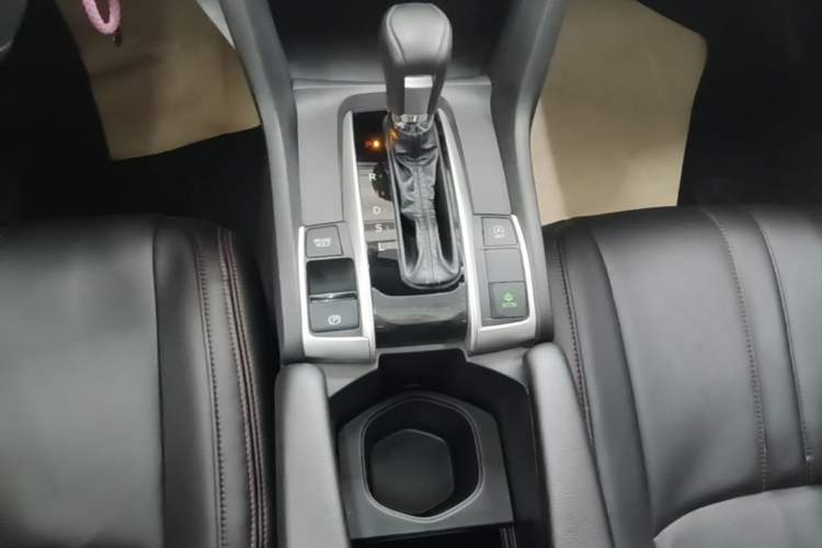 Used Honda Civic 2016 180TURBO CVT Comfort Version Gear Lever