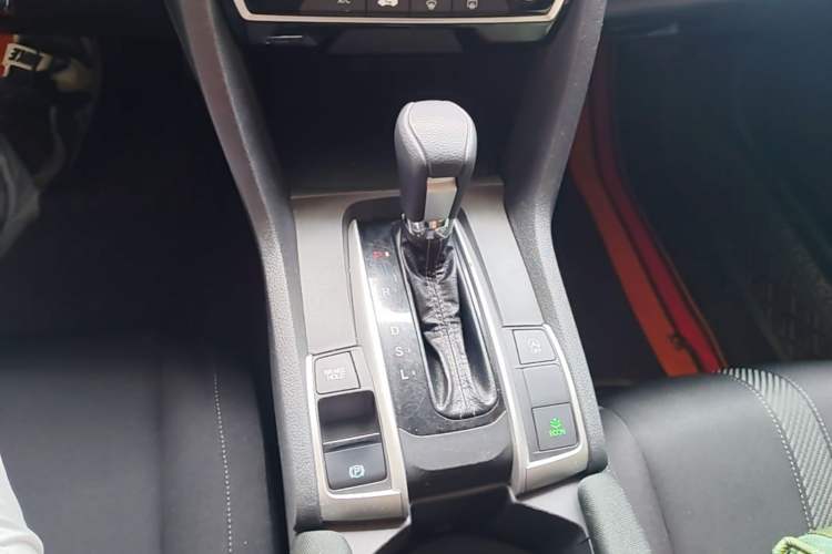 Used Honda Civic 2016 180TURBO CVT Comfort Version Gear Lever