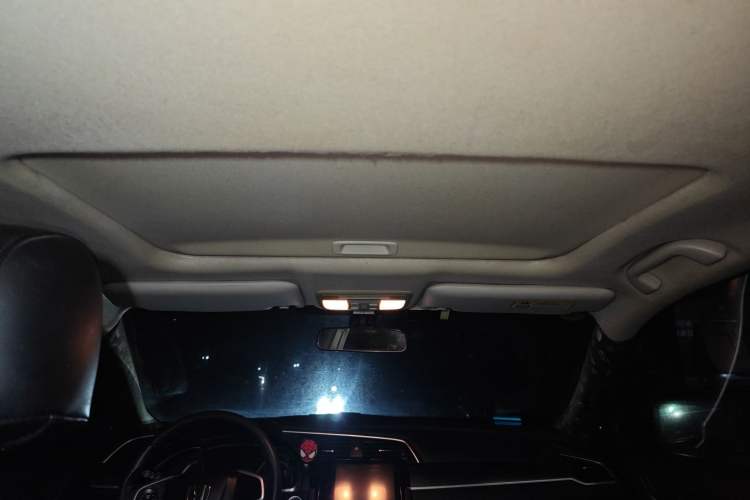 Used Honda Civic 2016 220TURBO CVT Luxury Edition Headliner
