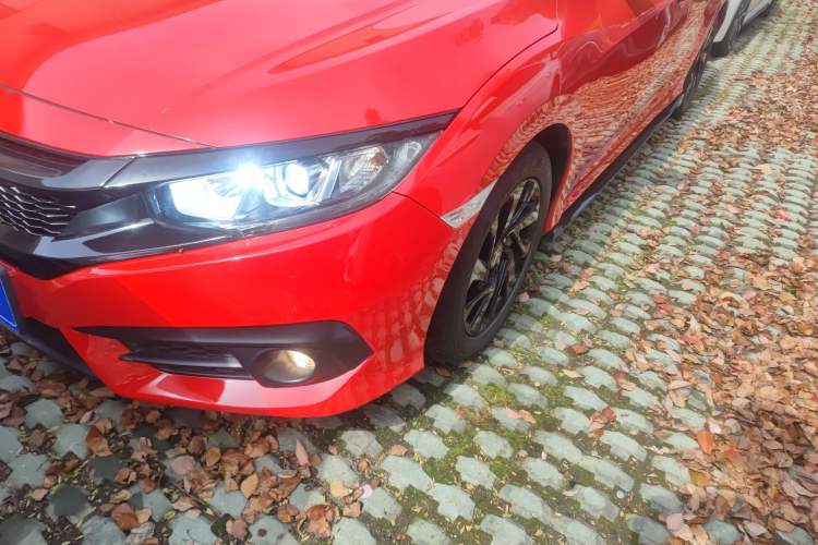 Used Honda Civic 2016 220TURBO CVT Luxury Edition Left Front Headlight