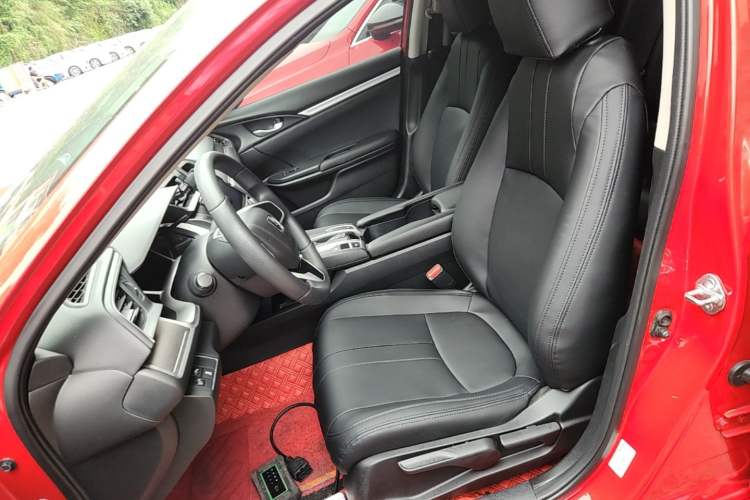 Used Honda Civic 2016 220TURBO CVT Luxury Edition Left Front Seat