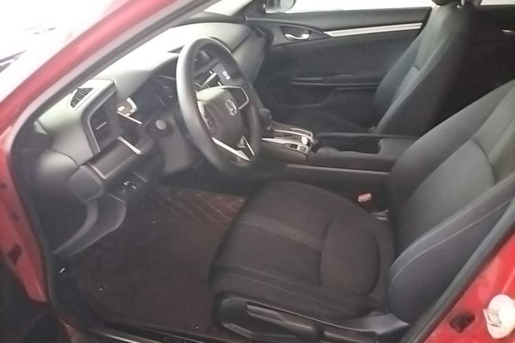Used Honda Civic 2016 220TURBO CVT Luxury Edition Left Front Seat