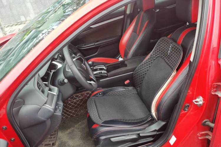 Used Honda Civic 2016 220TURBO Manual Luxury Edition Left Front Seat