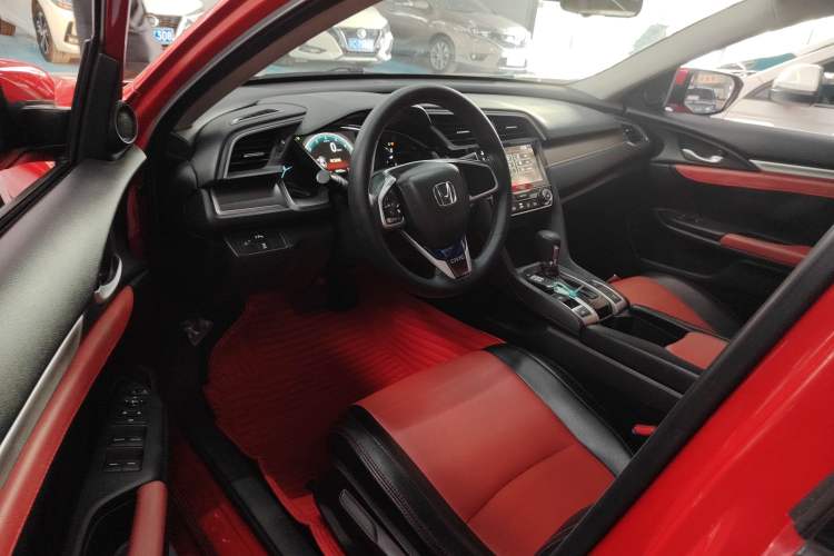Used Honda Civic 2016 220TURBO CVT Luxury Edition Left Front Seat