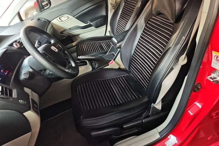 Used Honda Civic 2016 1.8L Automatic Comfort Version Left Front Seat