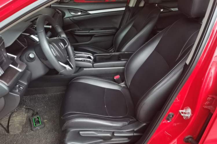 Used Honda Civic 2016 220TURBO CVT Luxury Edition Left Front Seat