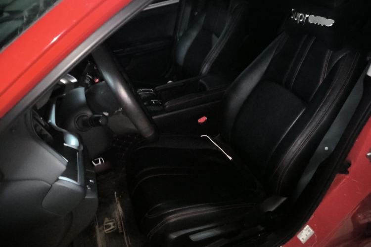 Used Honda Civic 2016 220TURBO CVT Luxury Edition Left Front Seat