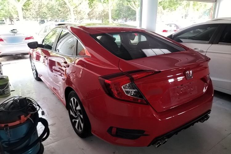 Used Honda Civic 2016 220TURBO CVT Luxury Edition Rear Left 45 Deg