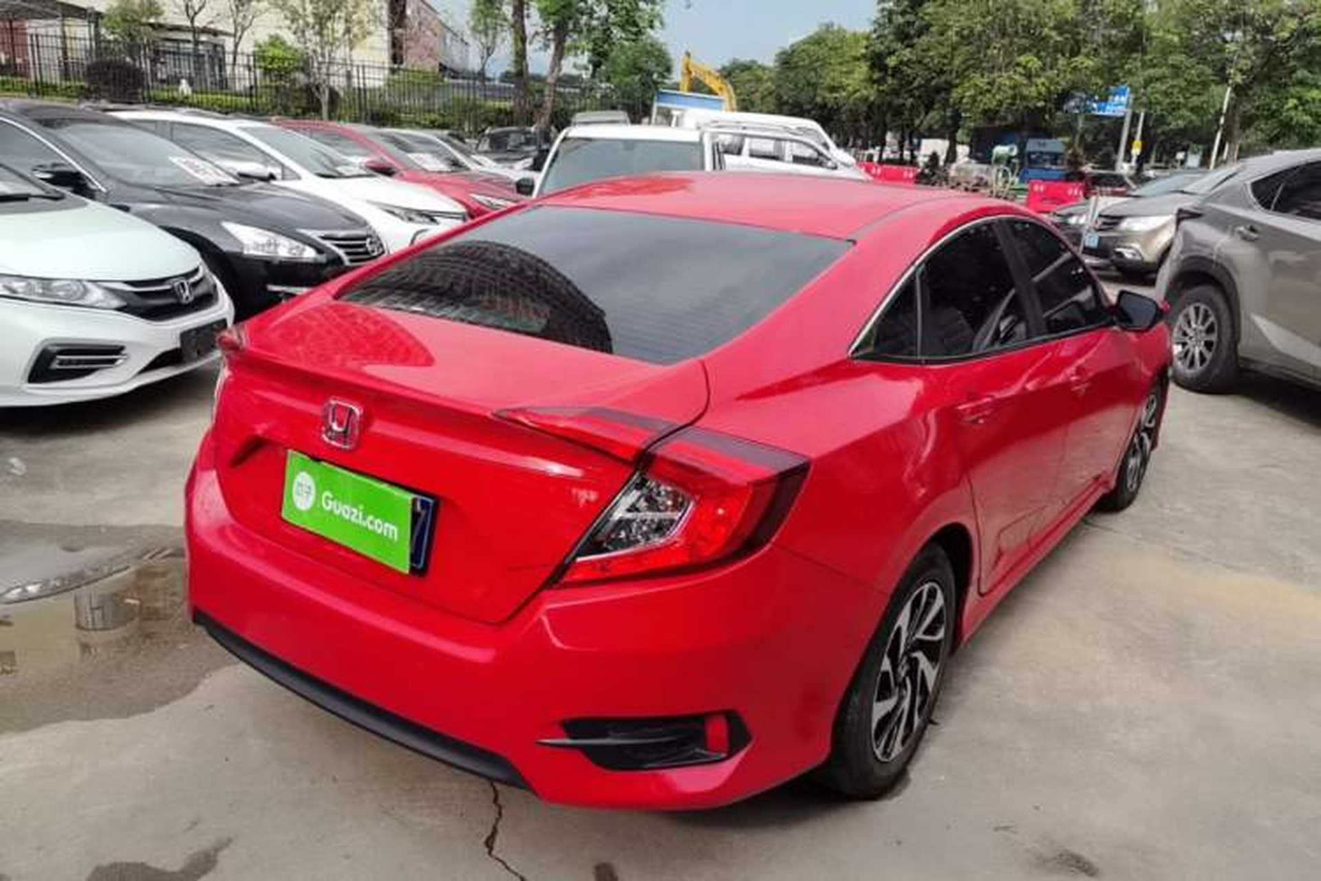 Used Honda Civic 2016 220TURBO CVT Luxury Edition Rear Right 45 Deg