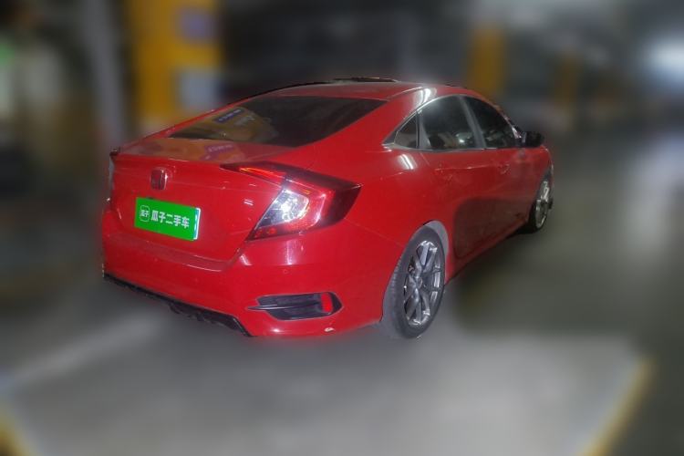 Used Honda Civic 2016 220TURBO CVT Luxury Edition Rear Right 45 Deg