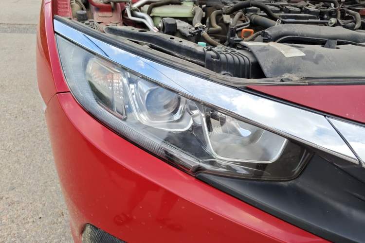 Used Honda Civic 2016 220TURBO CVT Luxury Edition Right Front Headlight