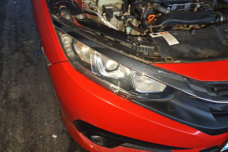 Used Honda Civic 2016 220TURBO CVT Luxury Edition Right Front Headlight