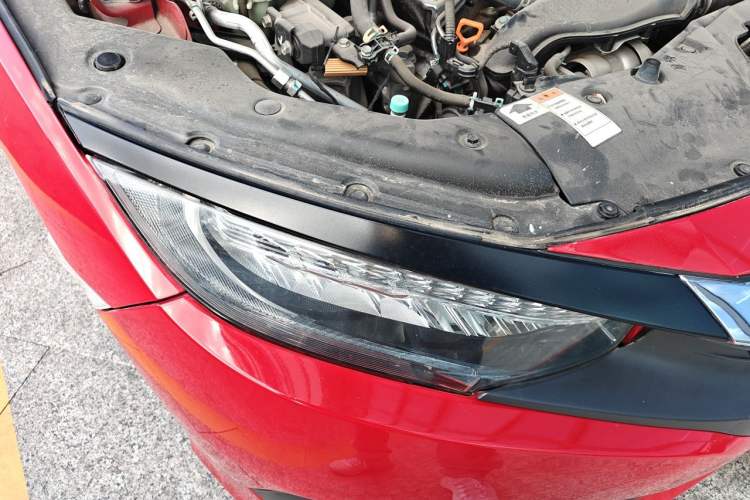 Used Honda Civic 2016 220TURBO CVT Luxury Edition Right Front Headlight