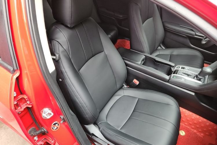 Used Honda Civic 2016 220TURBO CVT Luxury Edition Right Front Seat