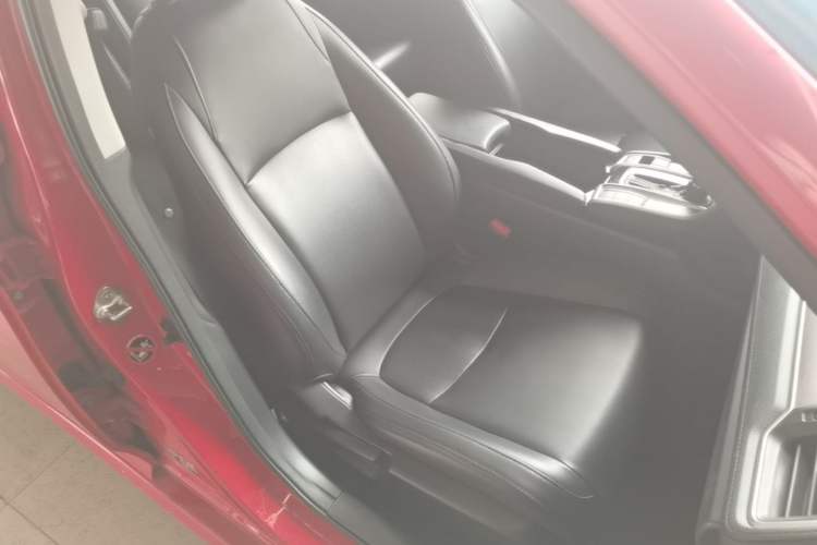 Used Honda Civic 2016 220TURBO CVT Luxury Edition Right Front Seat