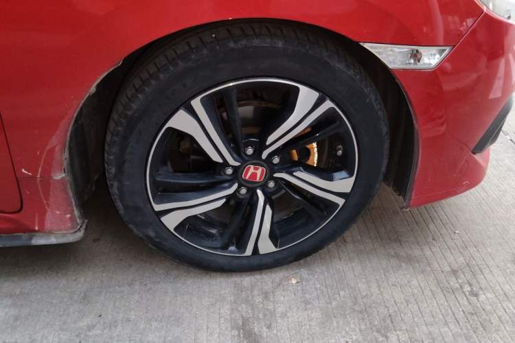 Used Honda Civic 2016 220TURBO CVT Prestige Edition Right Front Wheel Hub