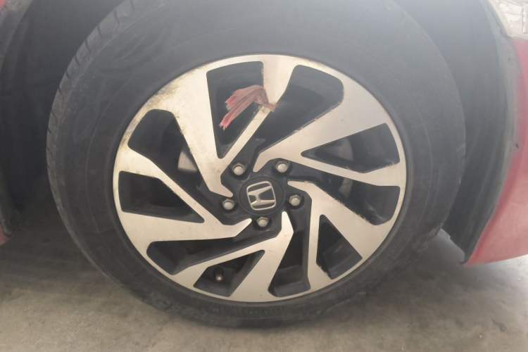 Used Honda Civic 2016 220TURBO CVT Luxury Edition Right Front Wheel Hub