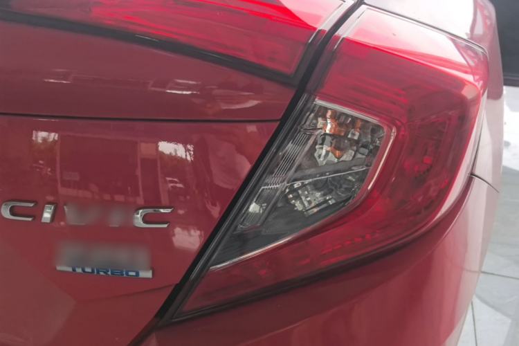 Used Honda Civic 2016 220TURBO Manual Luxury Edition Right Rear Taillight