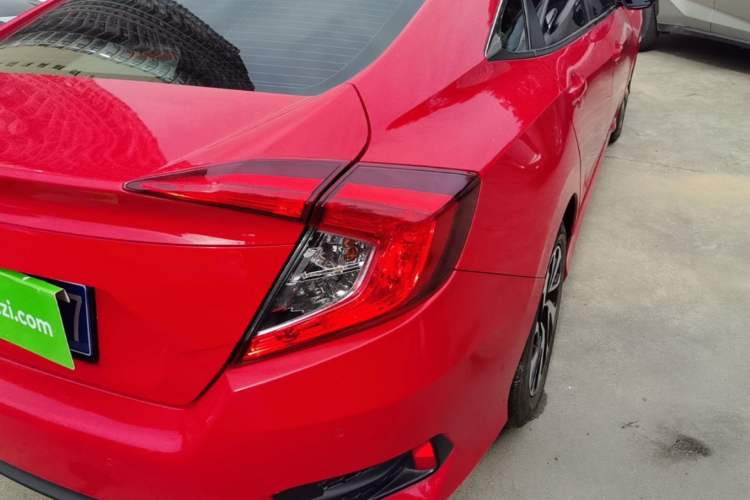 Used Honda Civic 2016 220TURBO CVT Luxury Edition Right Rear Taillight