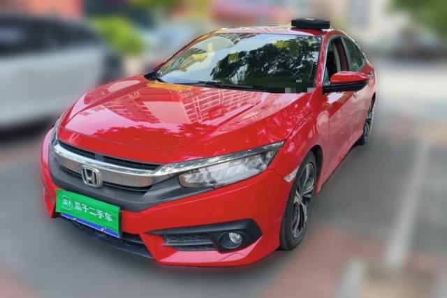 Ojetý Honda Civic 2016 220TURBO CVT Prestige Edition