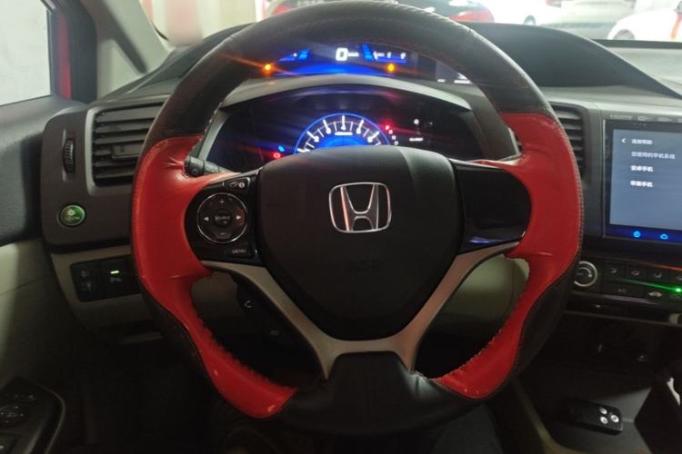 Used Honda Civic 2016 1.8L Automatic Comfort Version Steering Wheel