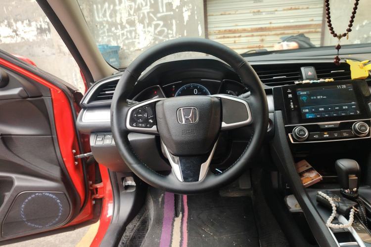 Used Honda Civic 2016 220TURBO CVT Luxury Edition Steering Wheel