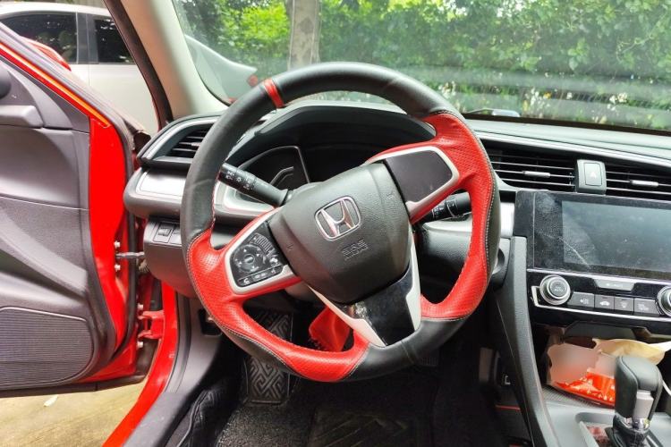 Used Honda Civic 2016 220TURBO CVT Luxury Edition Steering Wheel
