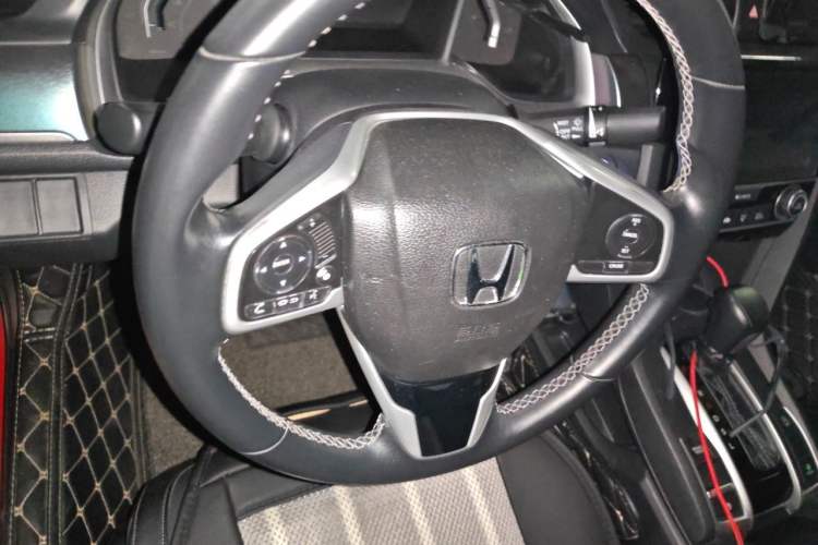 Used Honda Civic 2016 220TURBO CVT Prestige Edition Steering Wheel