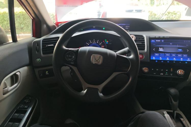 Used Honda Civic 2016 1.8L Automatic Comfort Version Steering Wheel