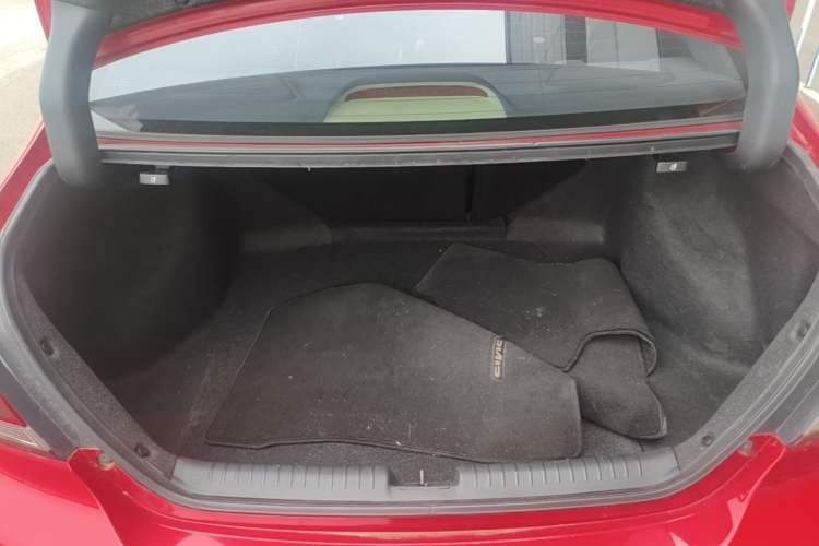 Used Honda Civic 2016 1.8L Manual Comfort Version Trunk