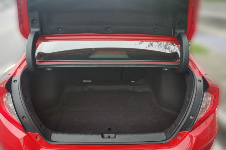 Used Honda Civic 2016 220TURBO Manual Luxury Edition Trunk