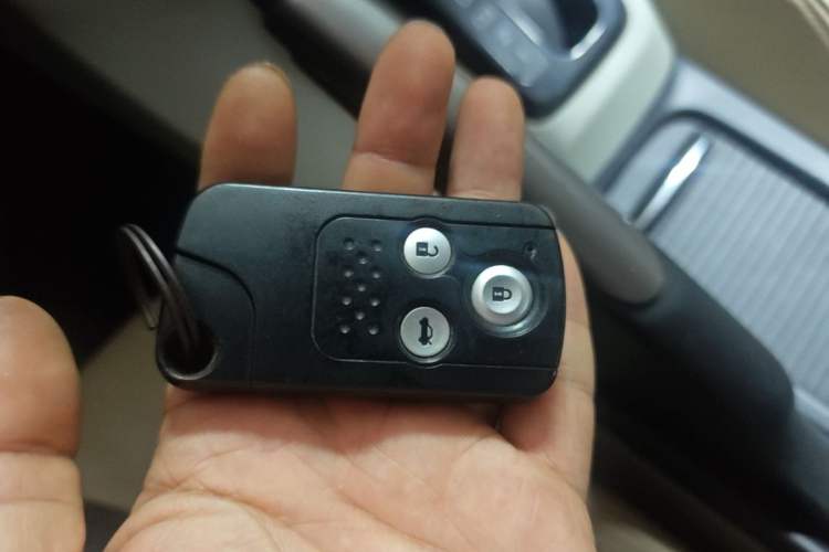 Used Honda Civic 2016 1.8L Automatic Comfort Version Vehicle Key