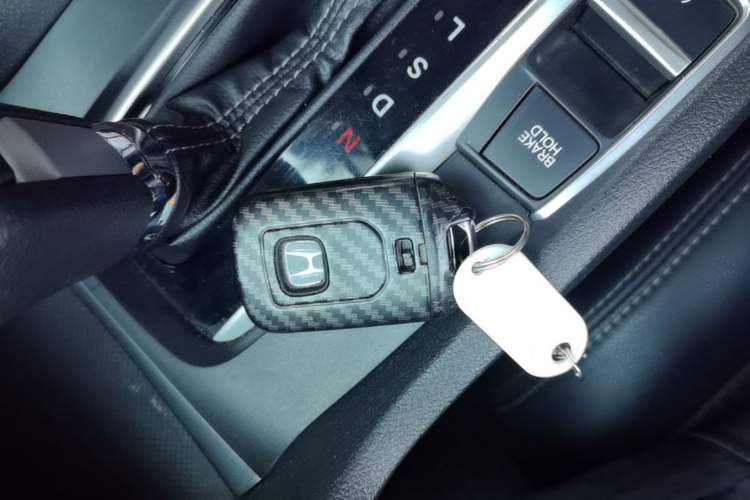 Used Honda Civic 2016 220TURBO CVT Luxury Edition Vehicle Key