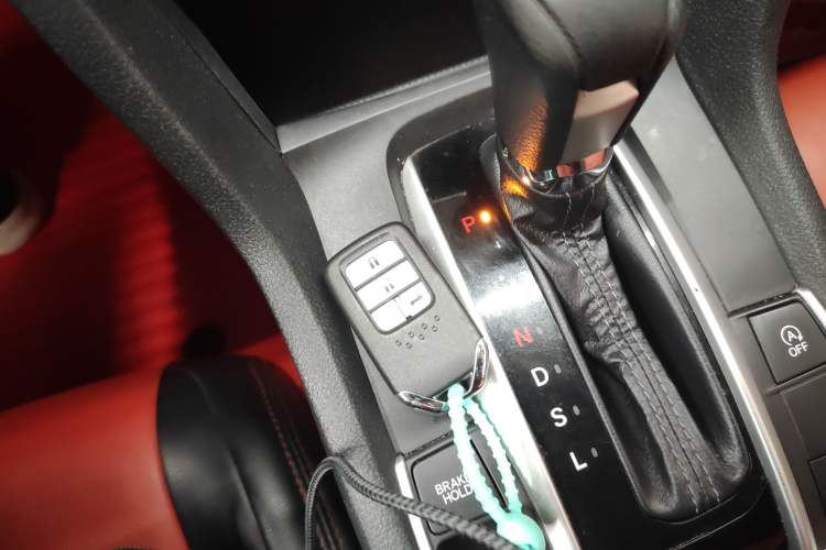 Used Honda Civic 2016 220TURBO CVT Luxury Edition Vehicle Key