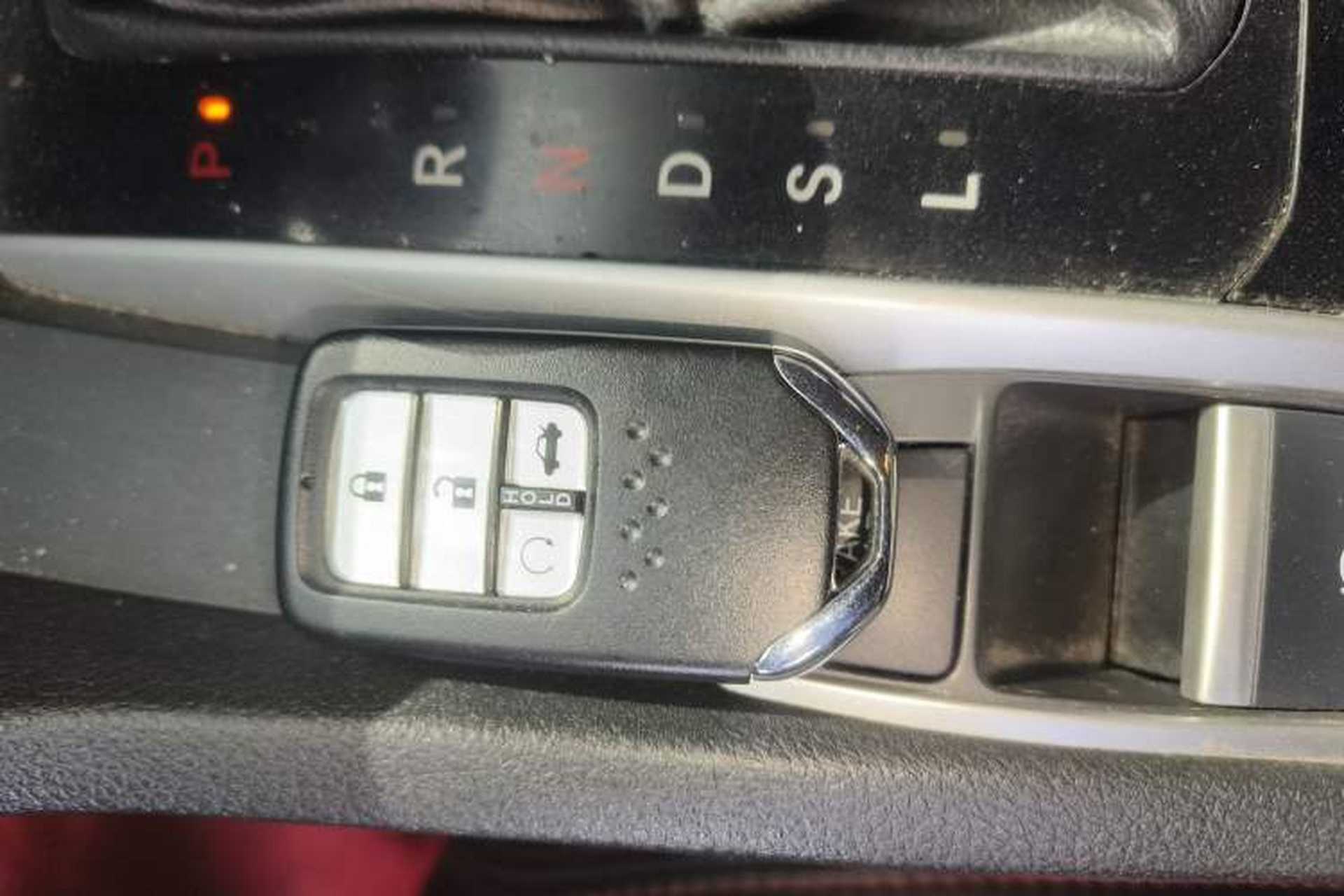 Used Honda Civic 2016 220TURBO CVT Luxury Edition Vehicle Key