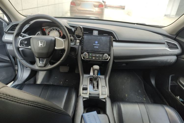 Used Honda Civic 2016 180TURBO CVT Comfort Version Center Console